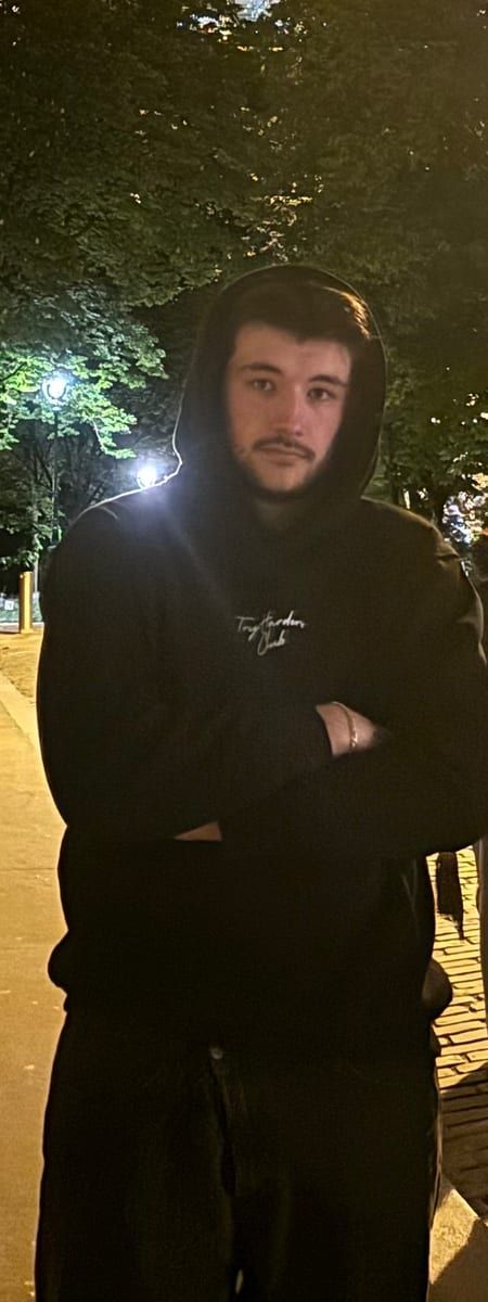Profil de Menzo